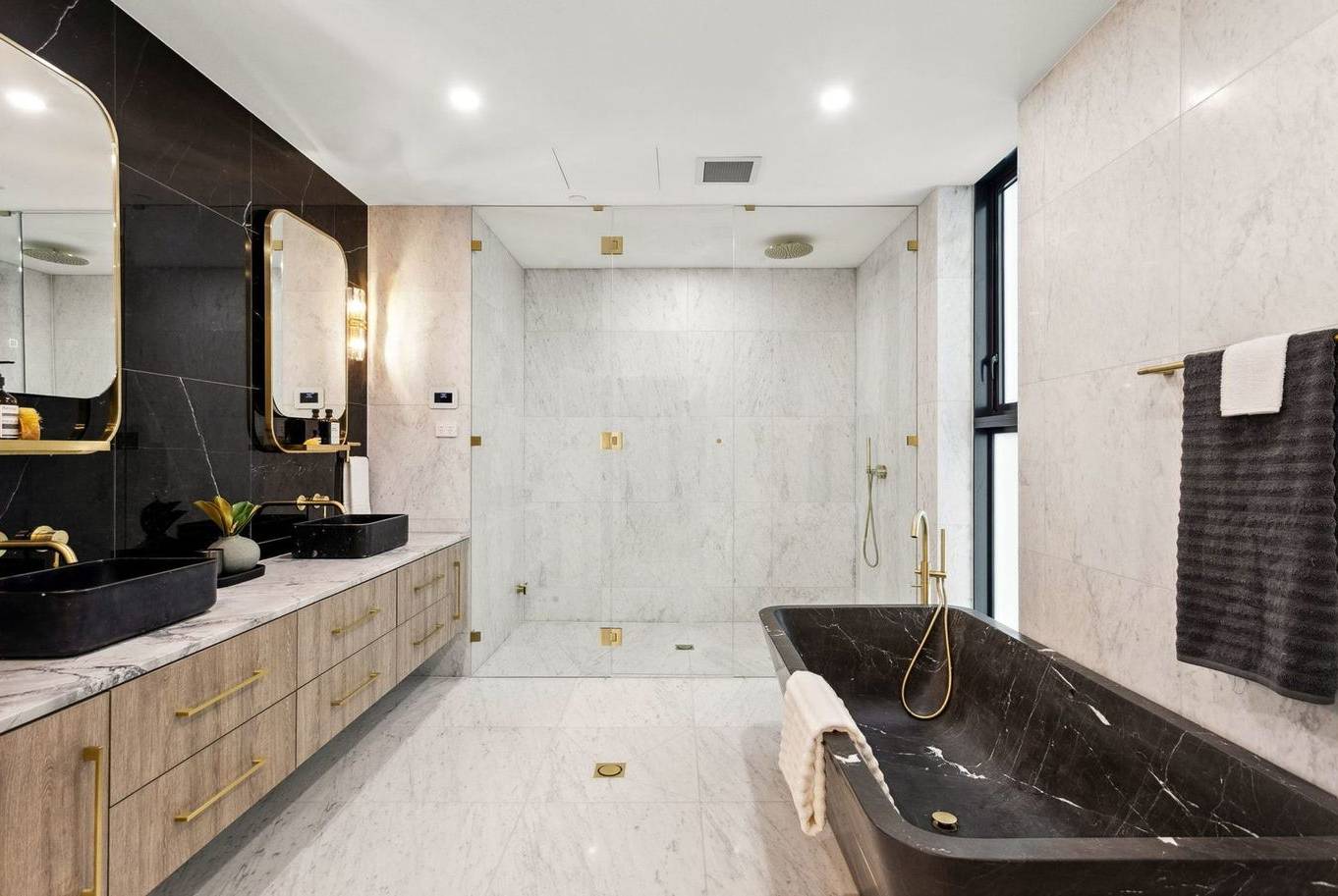 Burwood Penthouse
